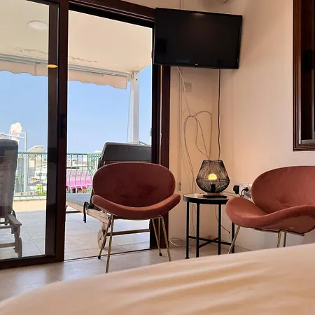 Cozy 1-bedroom *