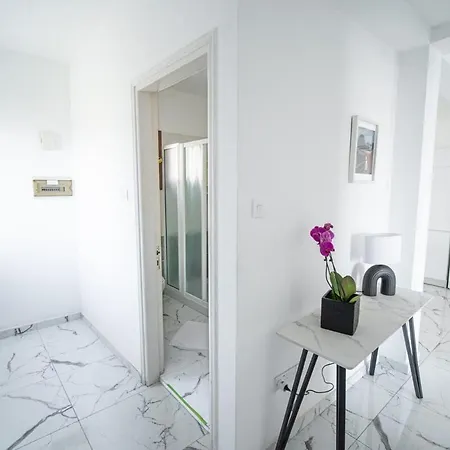 Cozy 1-bedroom Appartamento