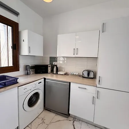 Cozy 1-bedroom